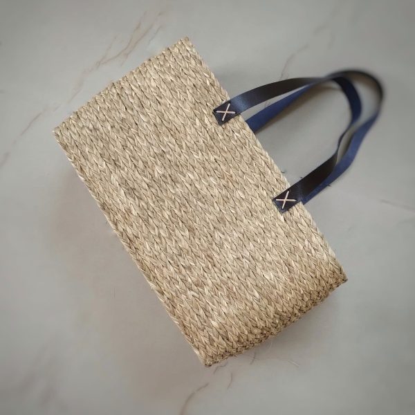 tote bag made of sabai grass